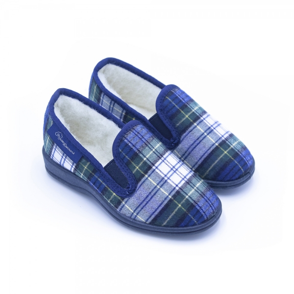 Chaussons en velours bleu marine. Made in France. Maison Dormans